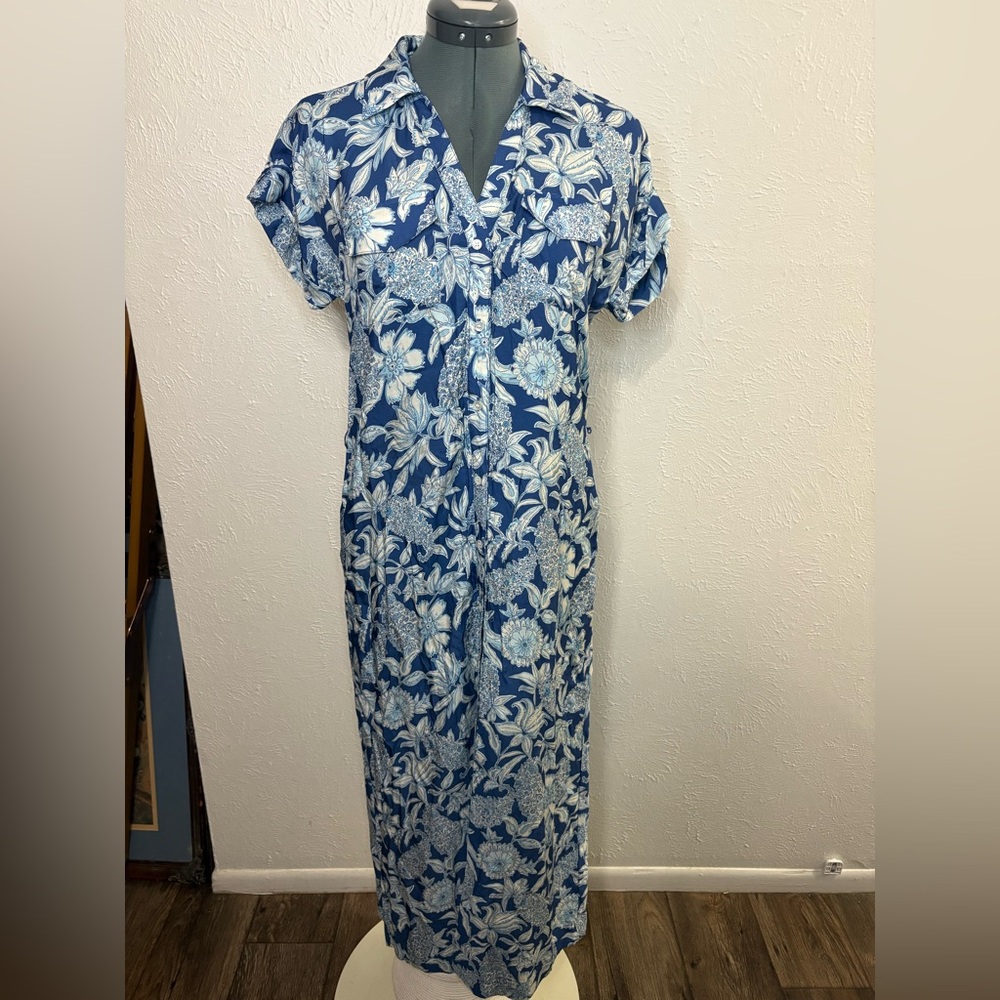 J. McLaughlin Blue and White Floral Dress
